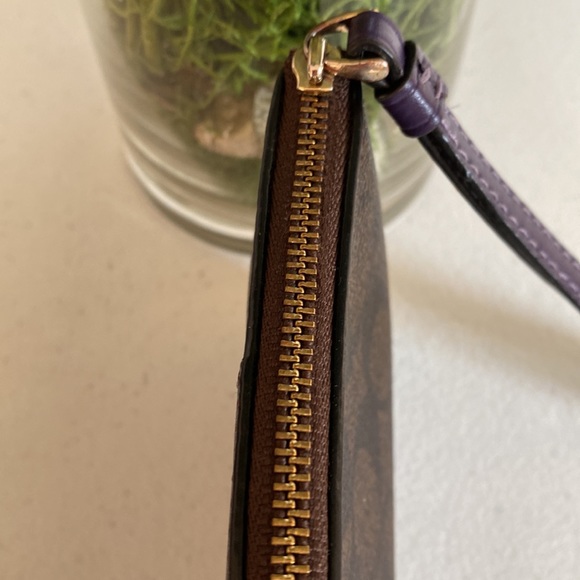 COACH Vintage PVC Wristlet wallet - Picture 3 of 7